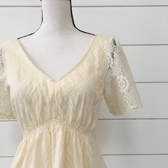 SOLD :: Vintage 70S Empire Waist Maxi Dress - Picture 2 of 6